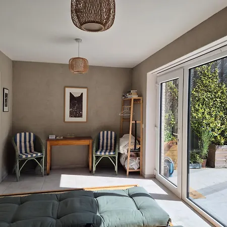 Alojamento de Acomodação e Pequeno-almoço Ryokan Ostend