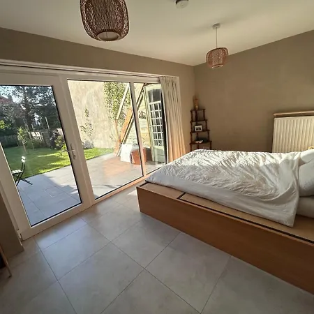 Met Futon Bed & Breakfast